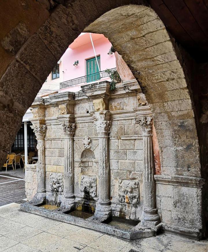 Old Town Boutique Apart Studio's - Rethymno Extérieur photo
